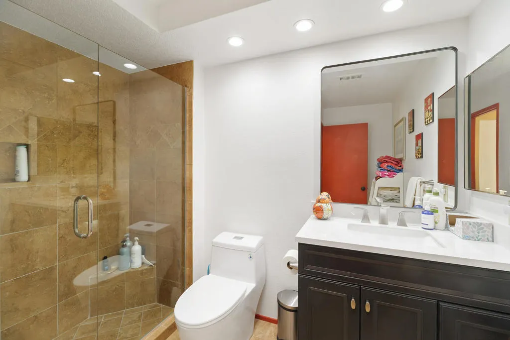 141 Desert Falls Circle, Palm Desert, California 92211 home-pic-23